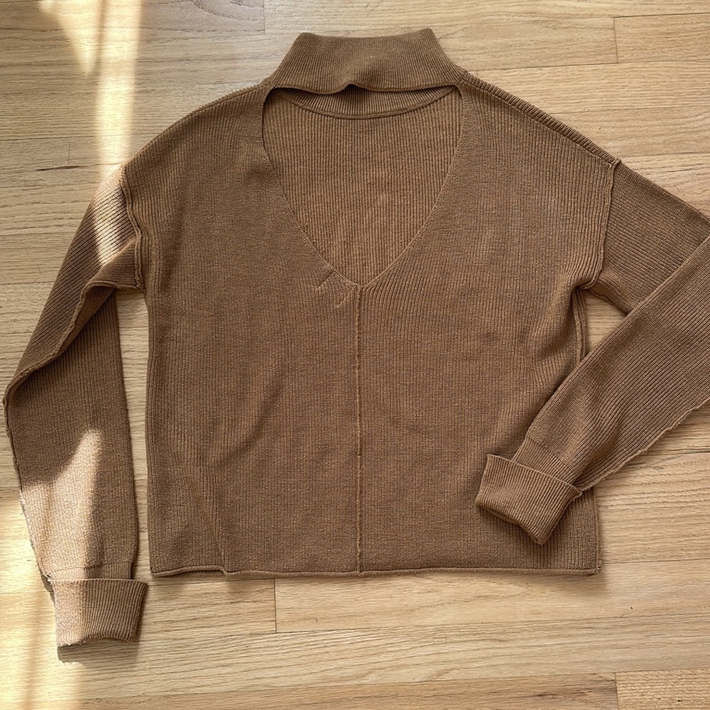 Sweater brown with open back, S